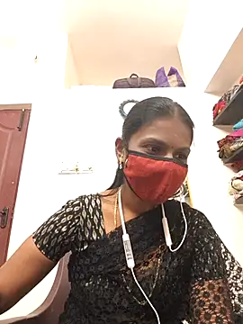 Snapshot of Tamil_Yalini12 chatting on 14, 3, 2026 Tamil Yalini12 online show from 14, 3, 2026