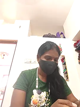 Snapshot of Tamil_Yalini12 chatting on 28, 3, 2026 Tamil Yalini12 online show from 28, 3, 2026