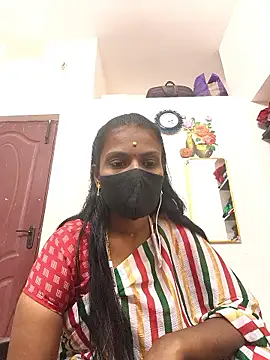 Snapshot of Tamil_Yalini12 chatting on 29, 3, 2026 Tamil Yalini12 online show from 29, 3, 2026