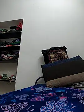 Snapshot of Tamil_Yalini12 chatting on 2, 4, 2026 Tamil Yalini12 online show from 2, 4, 2026