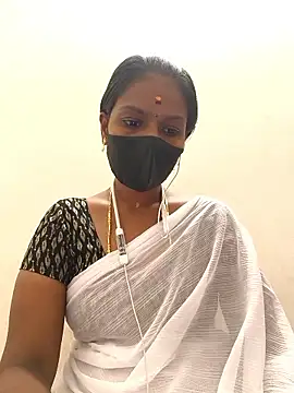 Snapshot of Tamil_Yalini12 chatting on 9, 4, 2026 Tamil Yalini12 online show from 9, 4, 2026