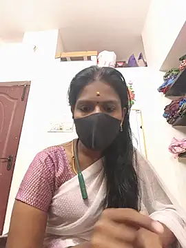 Snapshot of Tamil_Yalini12 chatting on 14, 6, 2026 Tamil Yalini12 online show from 14, 6, 2026