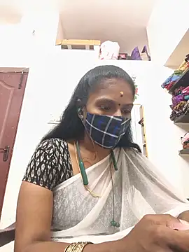 Snapshot of Tamil_Yalini12 chatting on 20, 6, 2026 Tamil Yalini12 online show from 20, 6, 2026