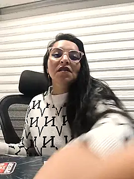 Alisson Stonee online show from 19, 2, 2026