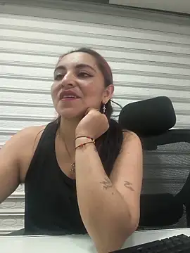 Alisson Stonee online show from 27, 6, 2026