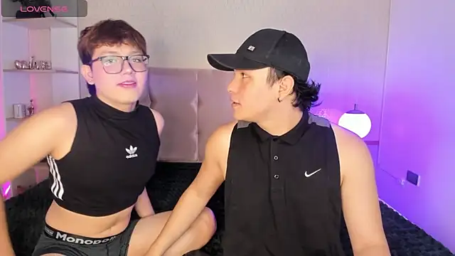 Boy2Boy Aheat online show from 9, 10, 2025