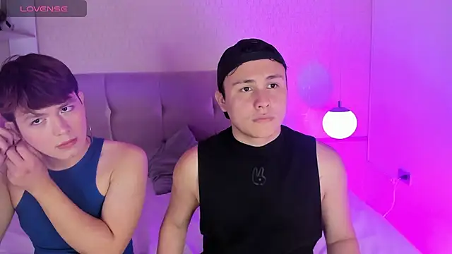 Boy2Boy Aheat online show from 10, 10, 2025