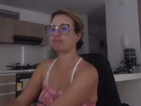 LovePaula online show from 15, 12, 2024