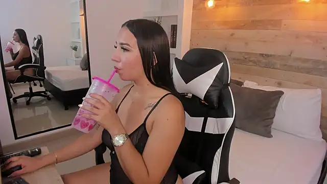 olivia willoow online show from 3, 3, 2026