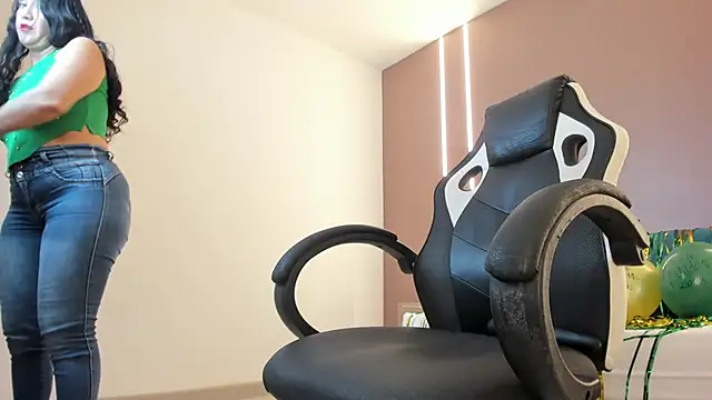 zoee zi online show from 17, 3, 2026