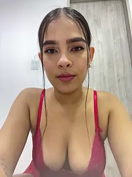 Snapshot of Valery_lux16 chatting on 30, 10, 2025 Valery lux16 online show from 30, 10, 2025