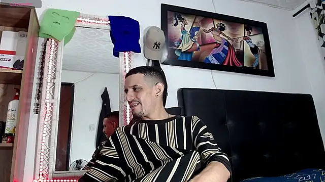 LATINO27CM online show from 19, 6, 2026