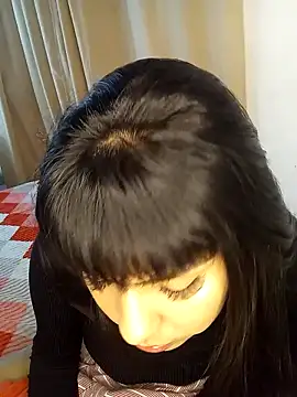 Snapshot of Bulma04 chatting on 28, 10, 2025 Bulma04 online show from 28, 10, 2025