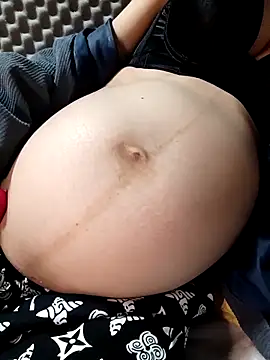 Pipi23  online show from 4, 12, 2025