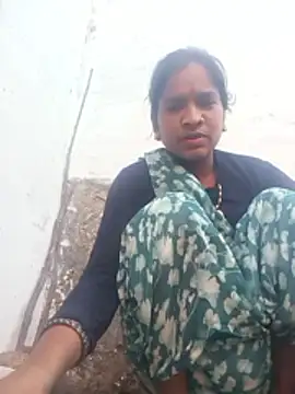 Snapshot of Cuty_prathna chatting on 16, 12, 2025 Cuty prathna online show from 16, 12, 2025