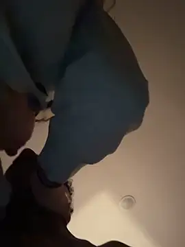 smuckle899 online show from 1, 10, 2025