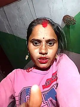 Snapshot of Cuty_sunena chatting on 12, 10, 2025 Cuty sunena online show from 12, 10, 2025