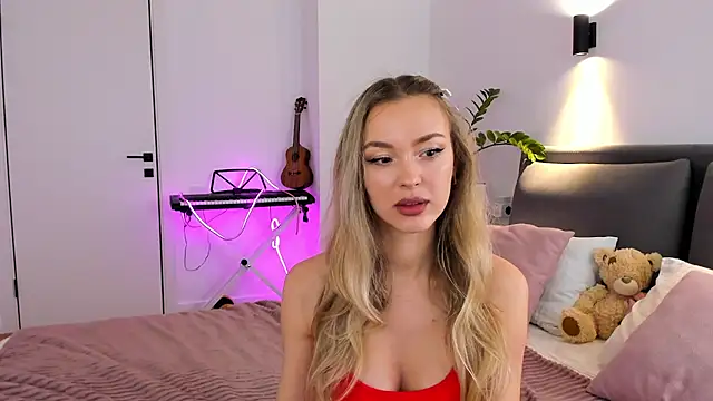 Kelly  Gray online show from 1, 4, 2026