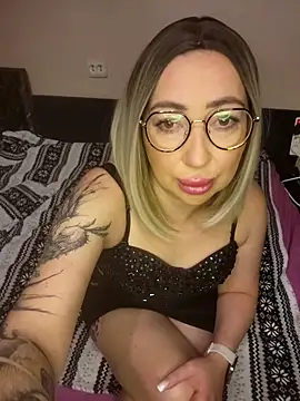 Snapshot of siennatempt chatting on 1, 10, 2025 siennatempt online show from 1, 10, 2025