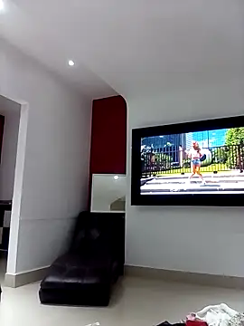 transreyna online show from 1, 3, 2025