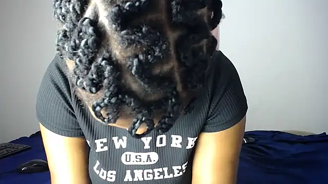 Juiceybileh online show from 12, 2, 2026