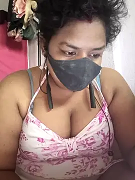 Snapshot of Deborbhavi222 chatting on 12, 5, 2026 Deborbhavi222 online show from 12, 5, 2026