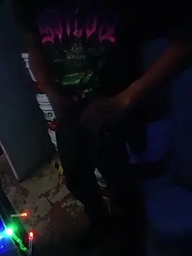 HungHangup online show from 10, 10, 2025