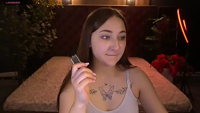 SashaDuvalle online show from 7, 6, 2026