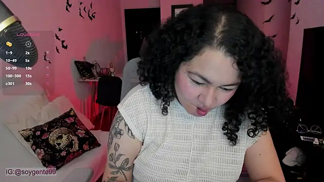 Snapshot of Chubby_Licius chatting on 24, 10, 2025 Chubby Licius online show from 24, 10, 2025