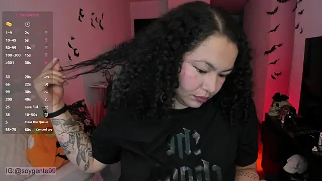 Snapshot of Chubby_Licius chatting on 24, 10, 2025 Chubby Licius online show from 24, 10, 2025