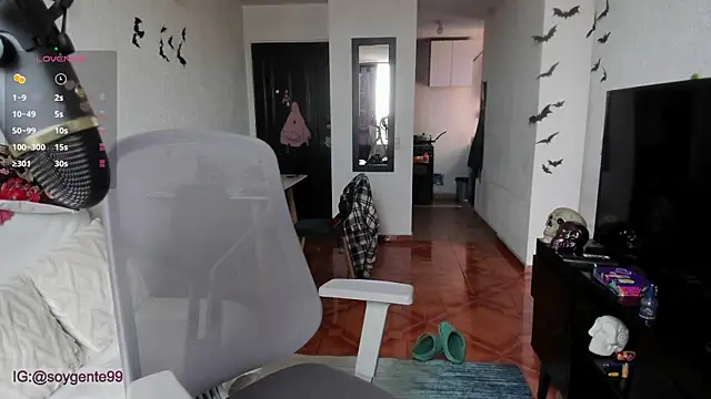 Snapshot of Chubby_Licius chatting on 5, 11, 2025 Chubby Licius online show from 5, 11, 2025