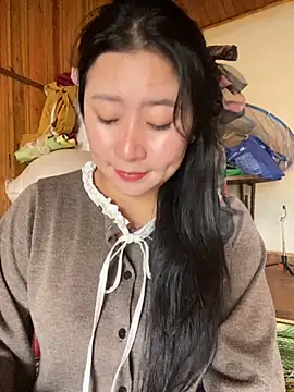 violet-00 online show from 29, 10, 2025