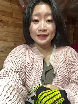 violet-00 online show from 3, 2, 2026