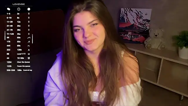 StephanieeMiller online show from 4, 10, 2025