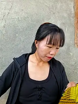 helenzz online show from 10, 10, 2025