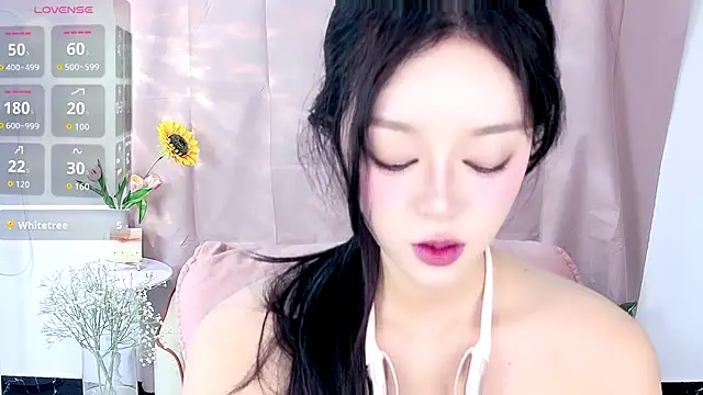 Nelly520 online show from 24, 11, 2025