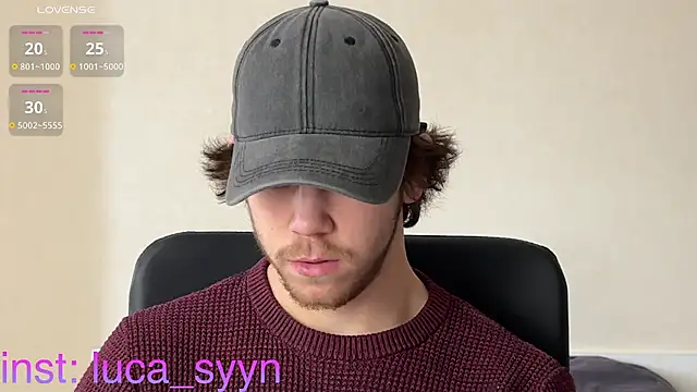 Snapshot of luca_syn chatting on 23, 10, 2025 luca syn online show from 23, 10, 2025