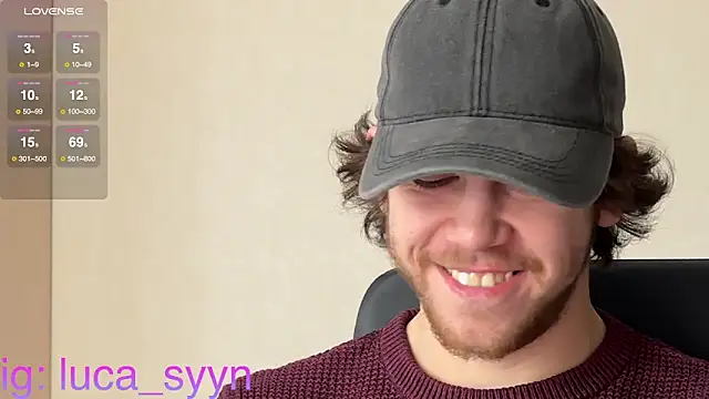 Snapshot of luca_syn chatting on 30, 10, 2025 luca syn online show from 30, 10, 2025