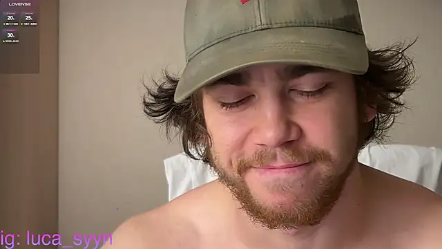 Snapshot of luca_syn chatting on 19, 11, 2025 luca syn online show from 19, 11, 2025