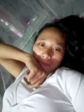 Snapshot of ruby-00 chatting on 28, 10, 2025 ruby-00 online show from 28, 10, 2025