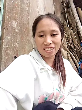 Snapshot of ruby-00 chatting on 19, 11, 2025 ruby-00 online show from 19, 11, 2025