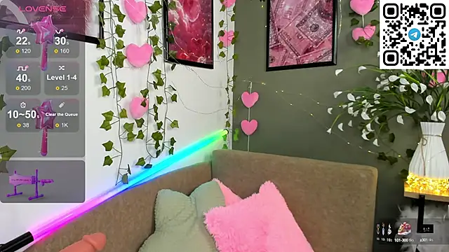 Selena Lune online show from 4, 10, 2025