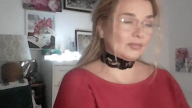 Myrienna online show from 24, 11, 2025