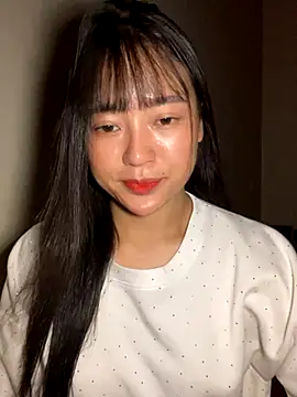 Snapshot of Be_xinh chatting on 27, 9, 2025 Be xinh online show from 27, 9, 2025