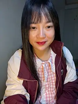 Snapshot of Be_xinh chatting on 18, 11, 2025 Be xinh online show from 18, 11, 2025