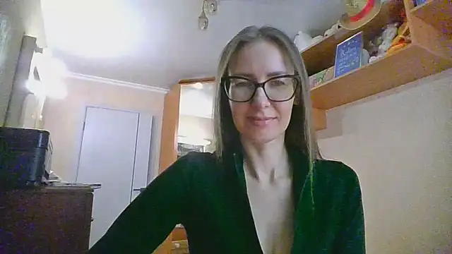 Snapshot of Norivann chatting on 11, 11, 2025 Norivann online show from 11, 11, 2025