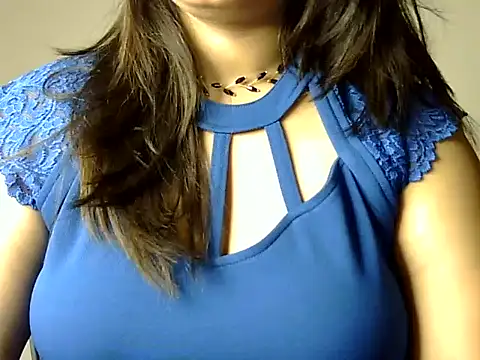 Aaliya02 online show from 14, 11, 2025