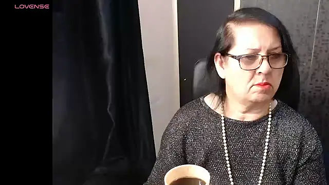 MissSanjanne online show from 15, 4, 2026