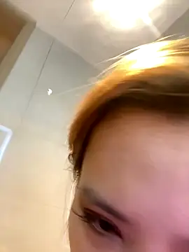 miumiu-66 online show from 17, 10, 2025