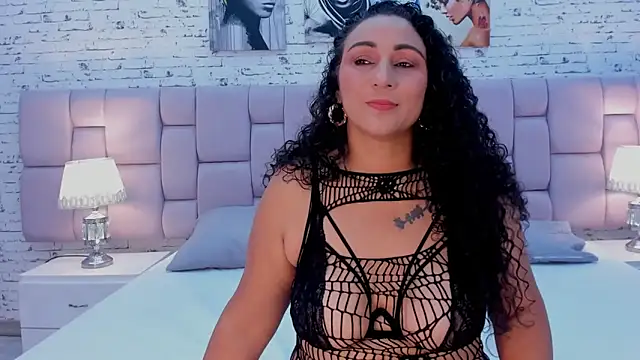 VaniaRose online show from 17, 10, 2025